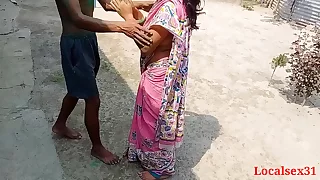 Pink Saree Superb Bengali Bhabi Sex All over A Holi(Official video Wits Localsex31)